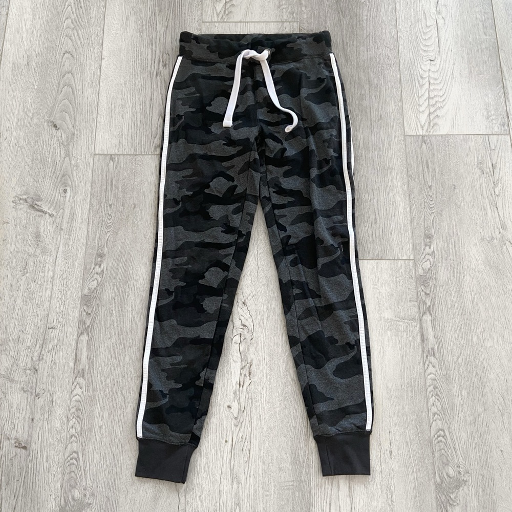Fashion Nova | Black camo joggers